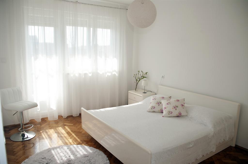 Apartment Sibenik With Free Parking Esterno foto